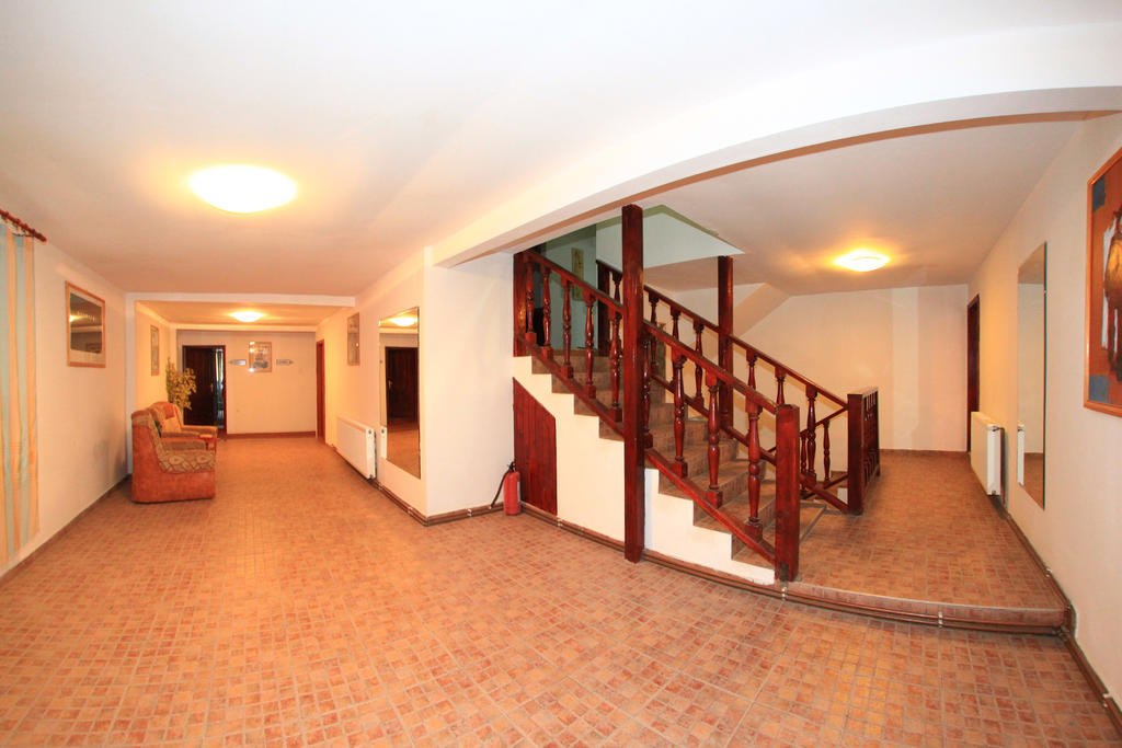 Vila Transilvania Балваниос Екстериор снимка